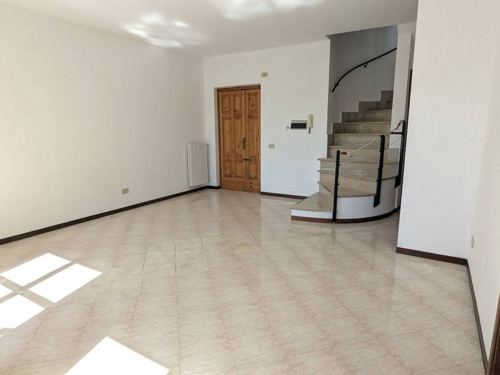 Villetta a schiera a Fabrica di roma - Foto 4