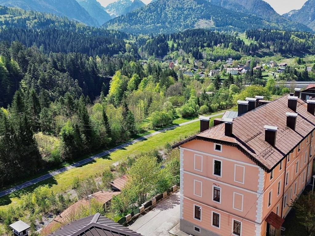 Appartamento a Tarvisio in Via Salita Cesare Augusto, 10 - Foto 2