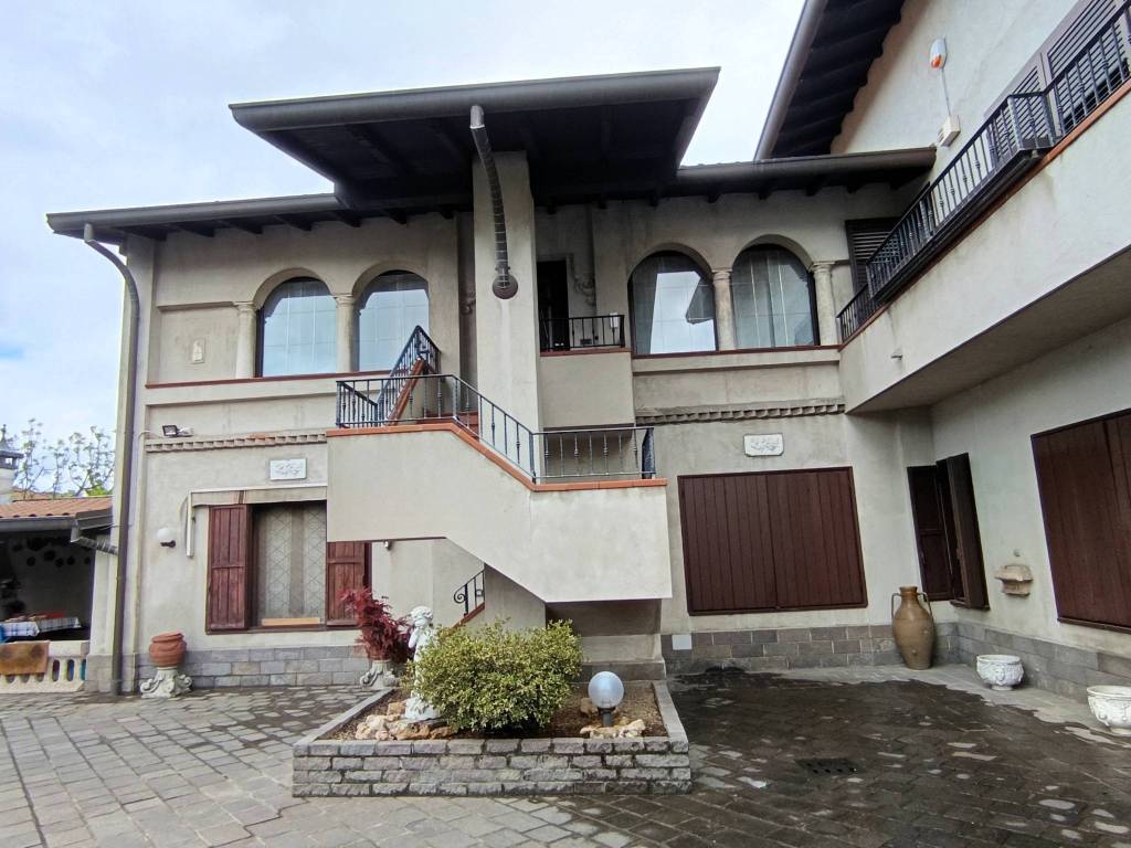 Appartamento a Origgio in Via Alessandro Ottolini, 28 - Foto 3