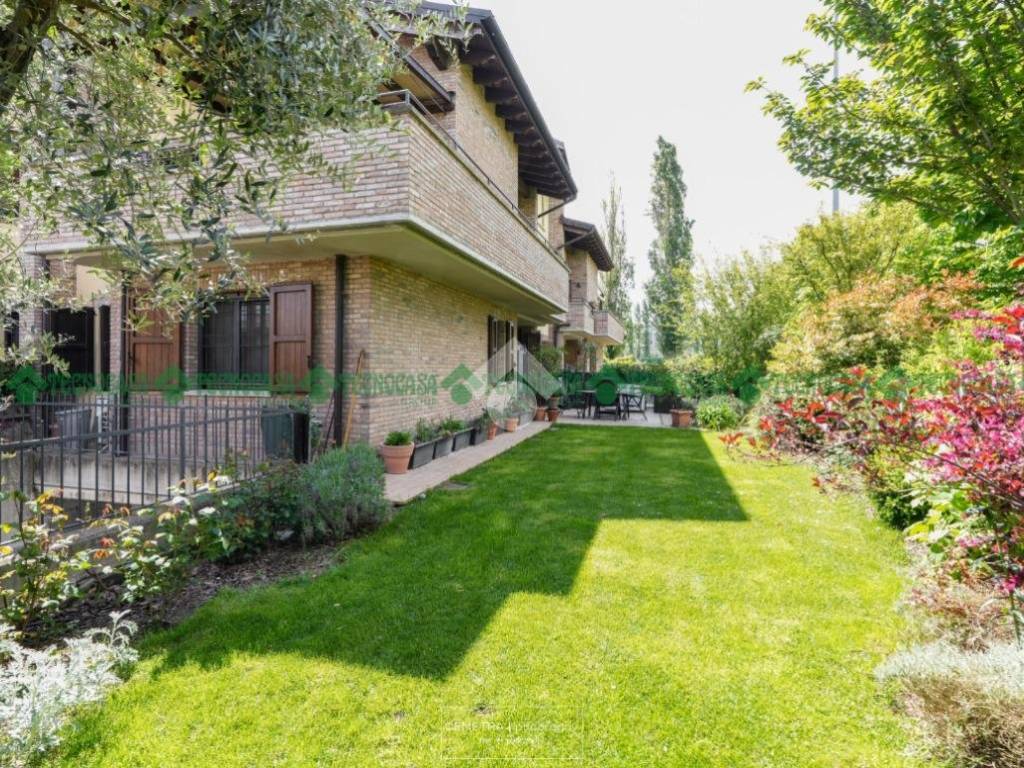 Appartamento a Valsamoggia in Via Unità d'Italia, 1 - Foto 1