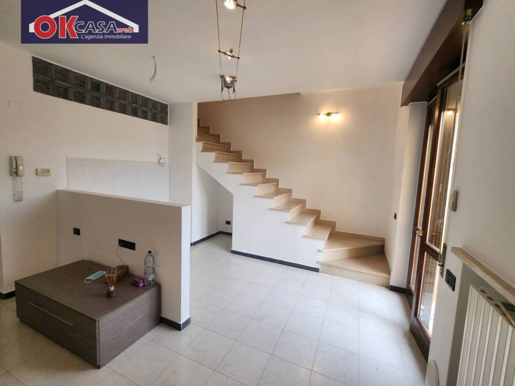 Appartamento a Villafranca di verona in via April - Foto 2