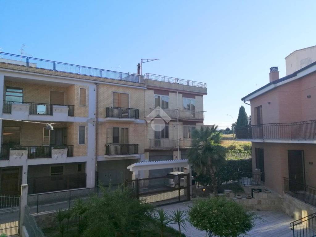 Palazzo / stabile a Lucera in via Fratelli Bandiera, 34 - Foto 3