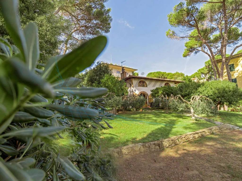 Villa a Rosignano marittimo in Via Guglielmo Marconi - Foto 2