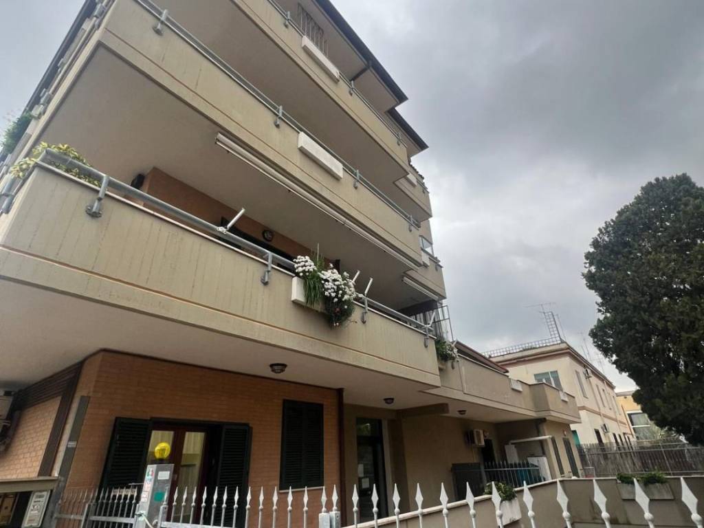 Appartamento a Aprilia in Via Antonio Rossetti - Foto 2