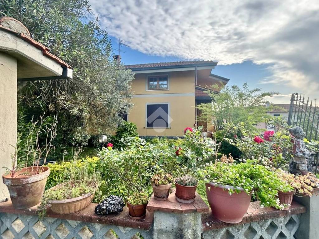 Villa a Lamporecchio in Via Badalino - Foto 3
