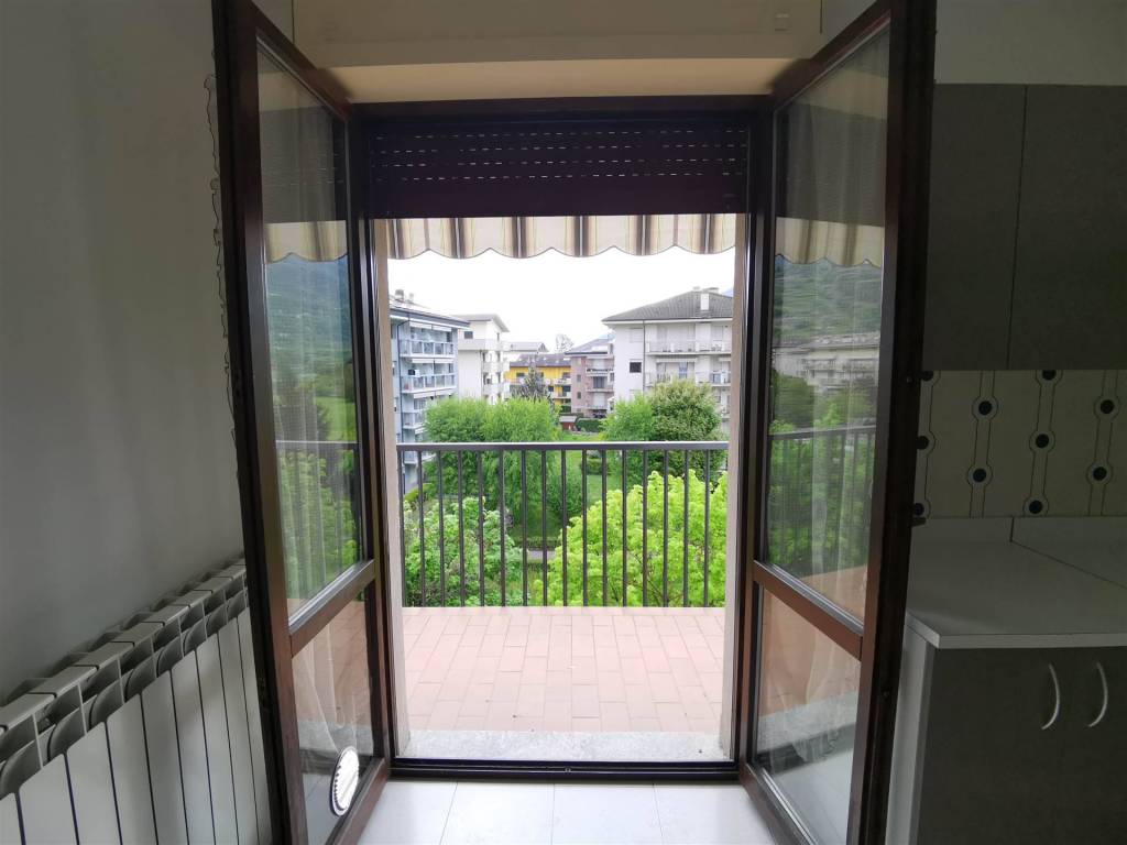 Appartamento a Sondrio in Via Paribelli - Foto 4