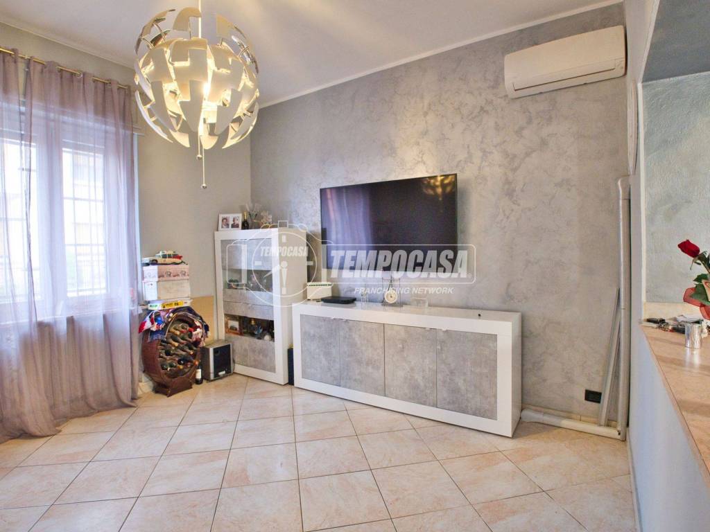 Appartamento a Vercelli in Via Fratelli Giolito - Foto 2