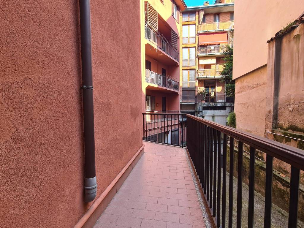 Appartamento a Pavia in Via Maestri Comacini, 9 - Foto 5