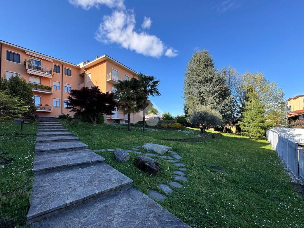 Appartamento a Casatenovo in Via Cantù Cesare, 4 - Foto 3