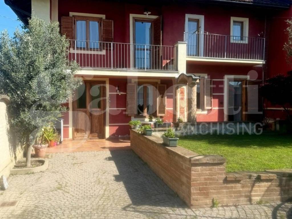 Casa indipendente a Cherasco in Via Benotto - Foto 4