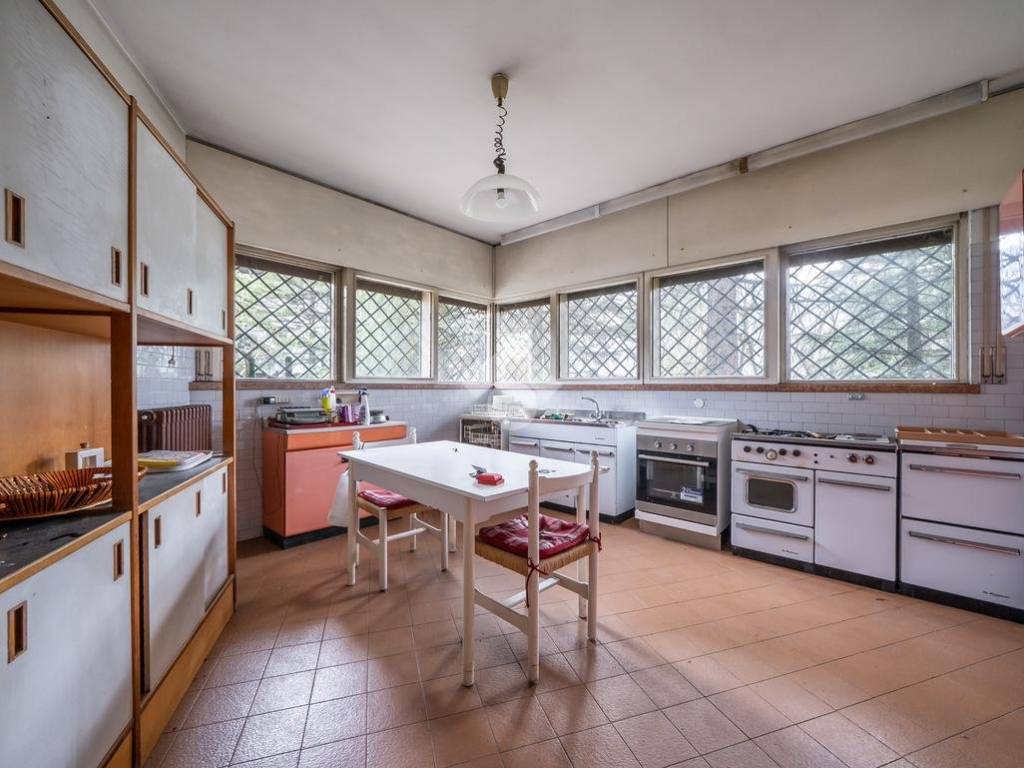 Villa a Trento in Via Castel dei Merli, 20 - Foto 2