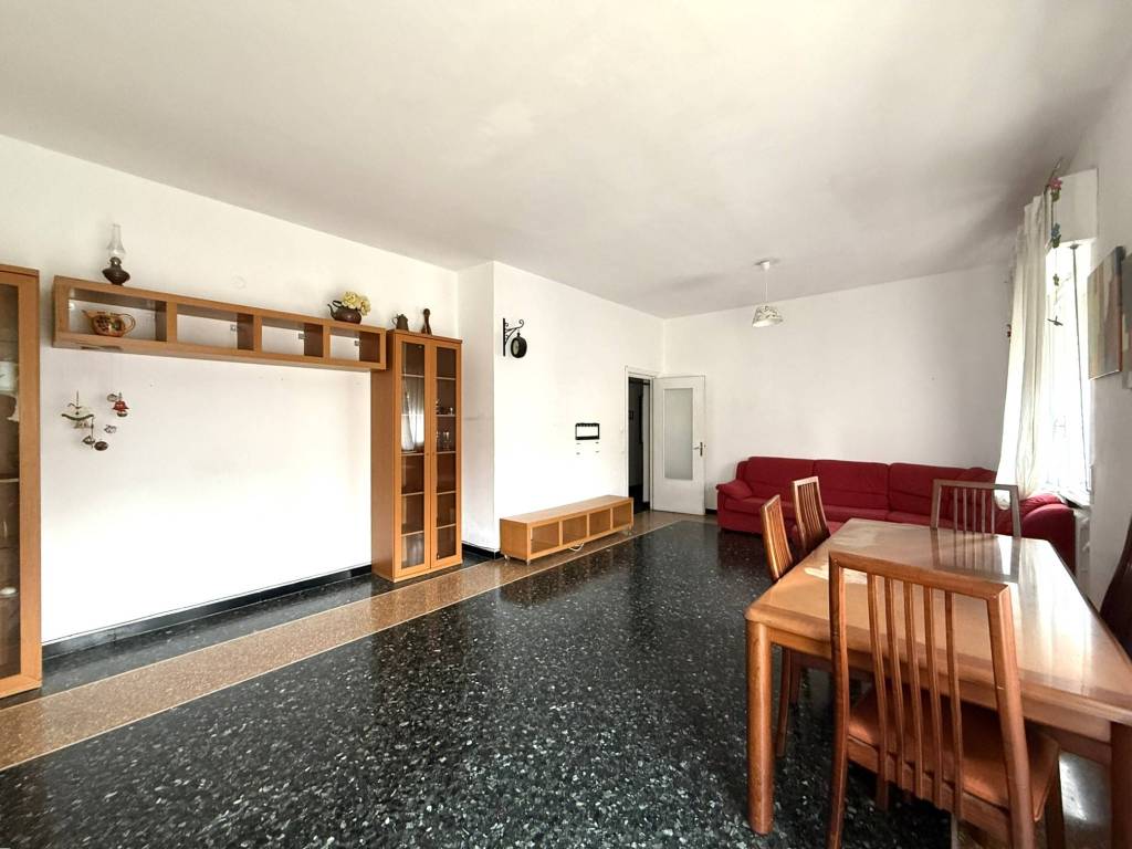 Appartamento a Albissola marina in Viale Liguria - Foto 2
