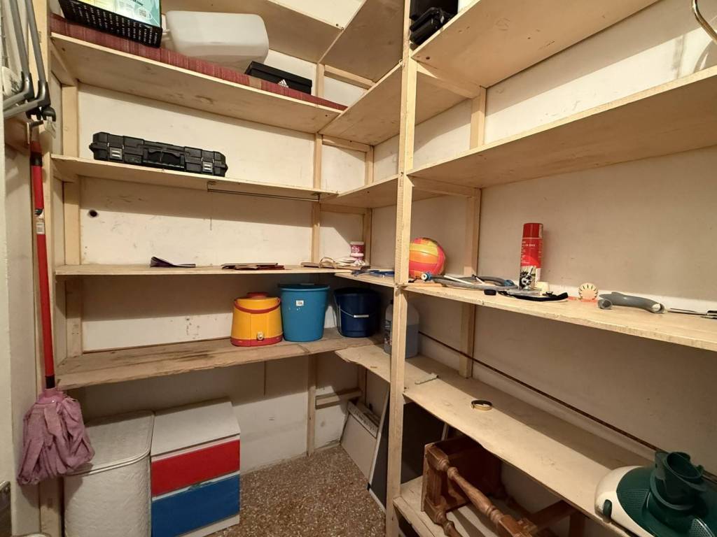 Appartamento a Albissola marina in Viale Liguria - Foto 5