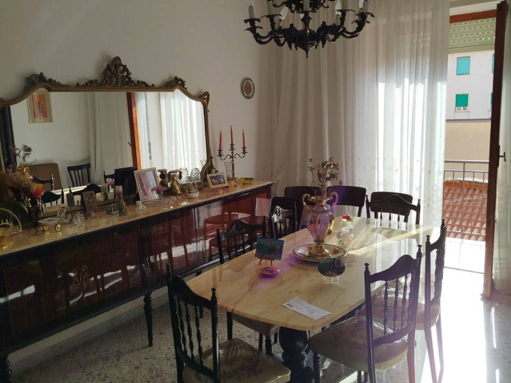 Appartamento a Salerno in Via Rosina Sessa - Foto 4