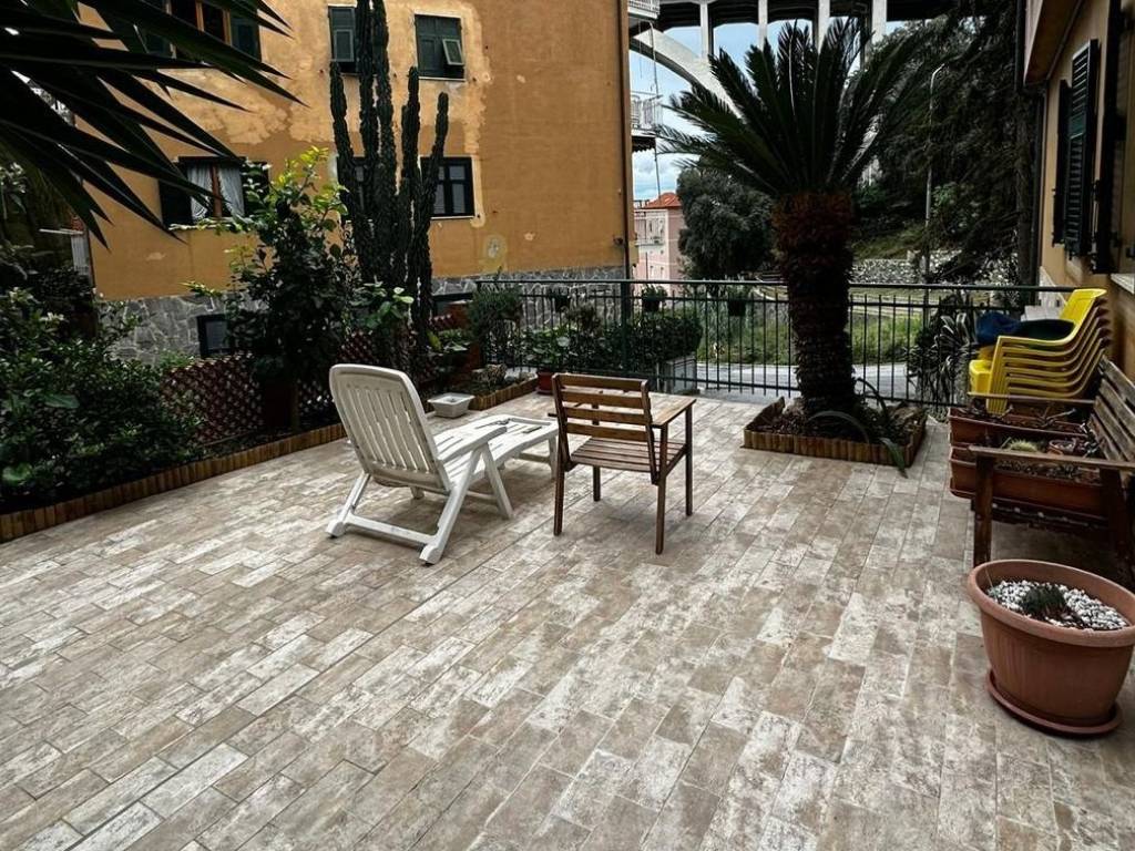 Appartamento a Varazze in Via Capitano Lazzaro Parodi - Foto 3