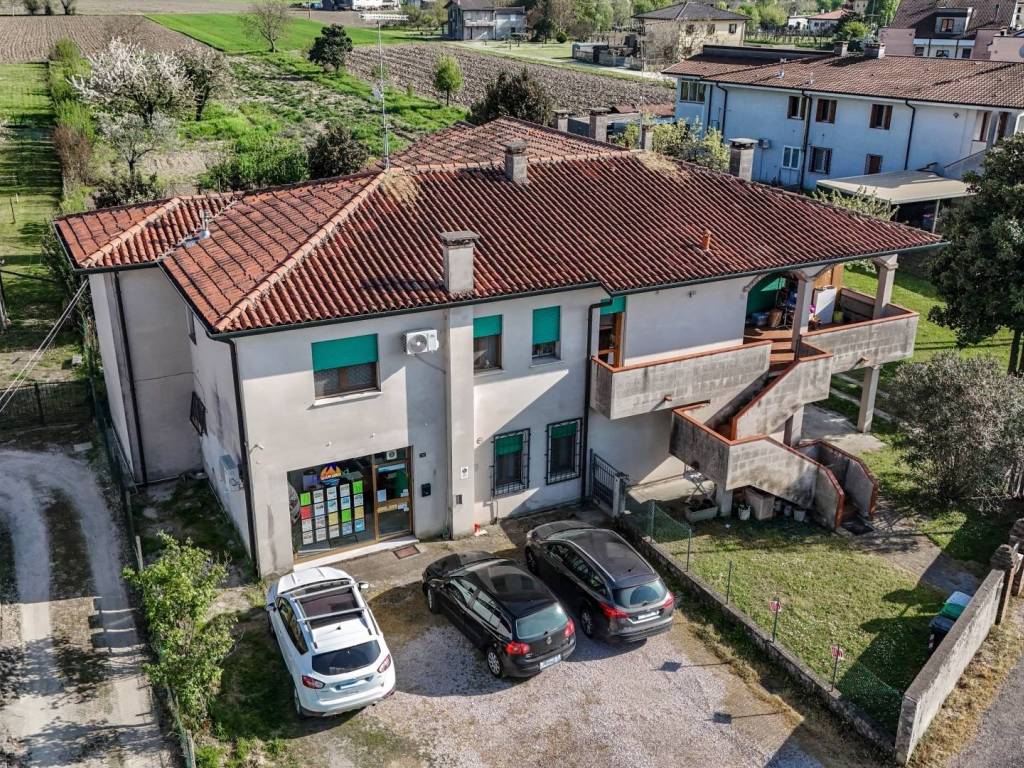Villa a Rovigo in Via dei Mille, 290 - Foto 2