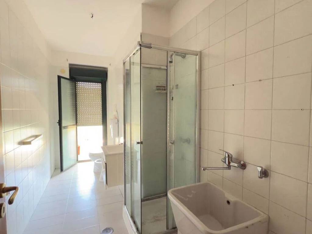 Appartamento a Caserta in Viale Dei Vecchi Pini No Number - Foto 2