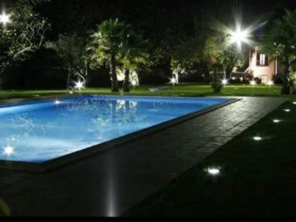 Villa a Caserta in Via Quercione, 64 - Foto 5