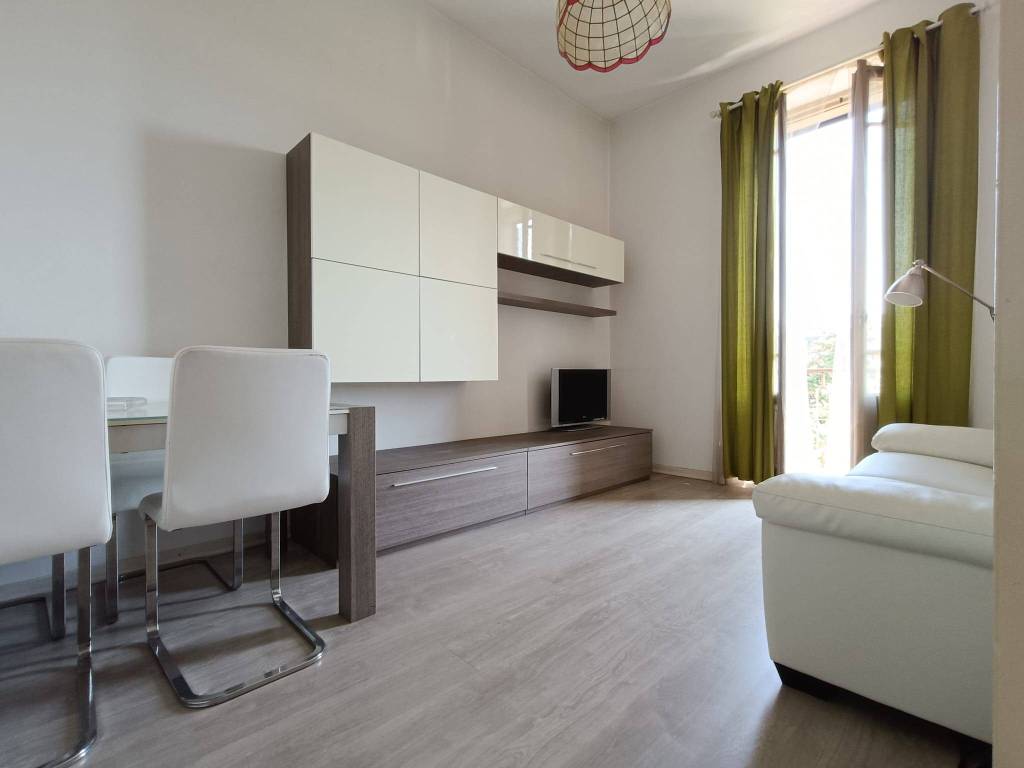 Appartamento a Monza in Via Gerolamo Maggiolini, 1 - Foto 2