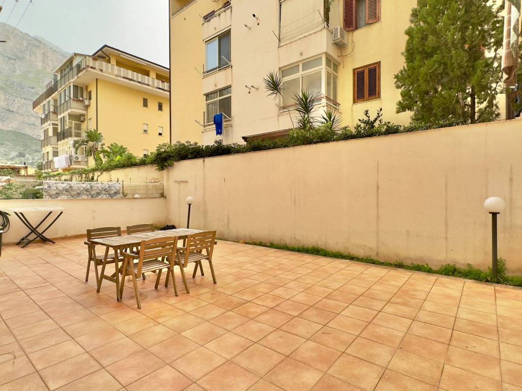 Appartamento a Capaci in Via degli Oleandri - Foto 5