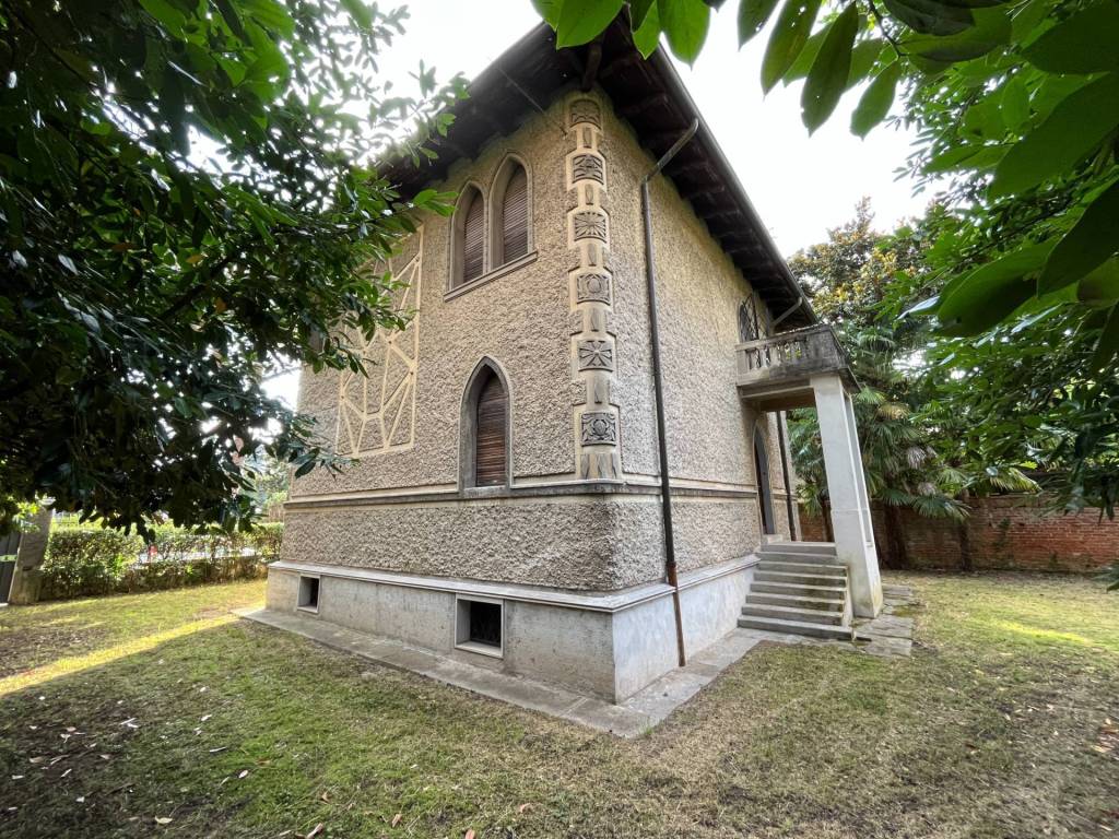 Villa a Gorizia in VIA CANOVA, 7 - Foto 2