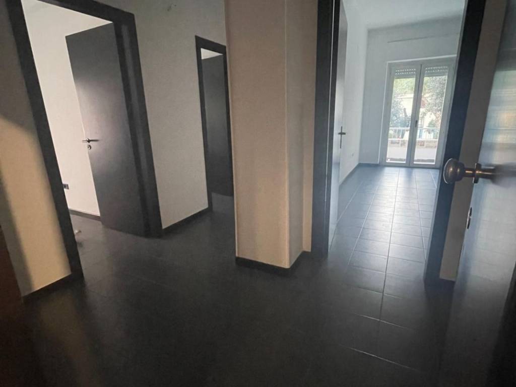 Appartamento a Pescara in Corso Vittorio Emanuele II, 3 - Foto 2