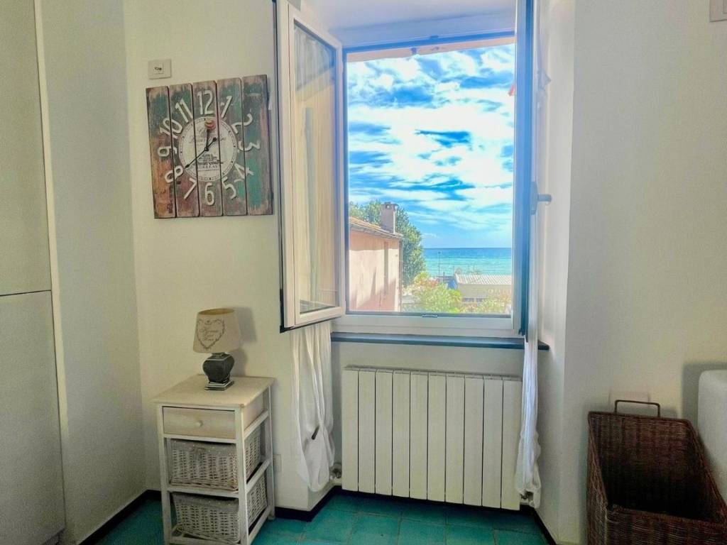 Appartamento a Albissola marina in Via Matteo Repetto - Foto 4