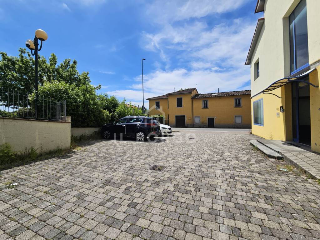 Immobile a Uzzano in Via provinciale Lucchese, 243 - Foto 4