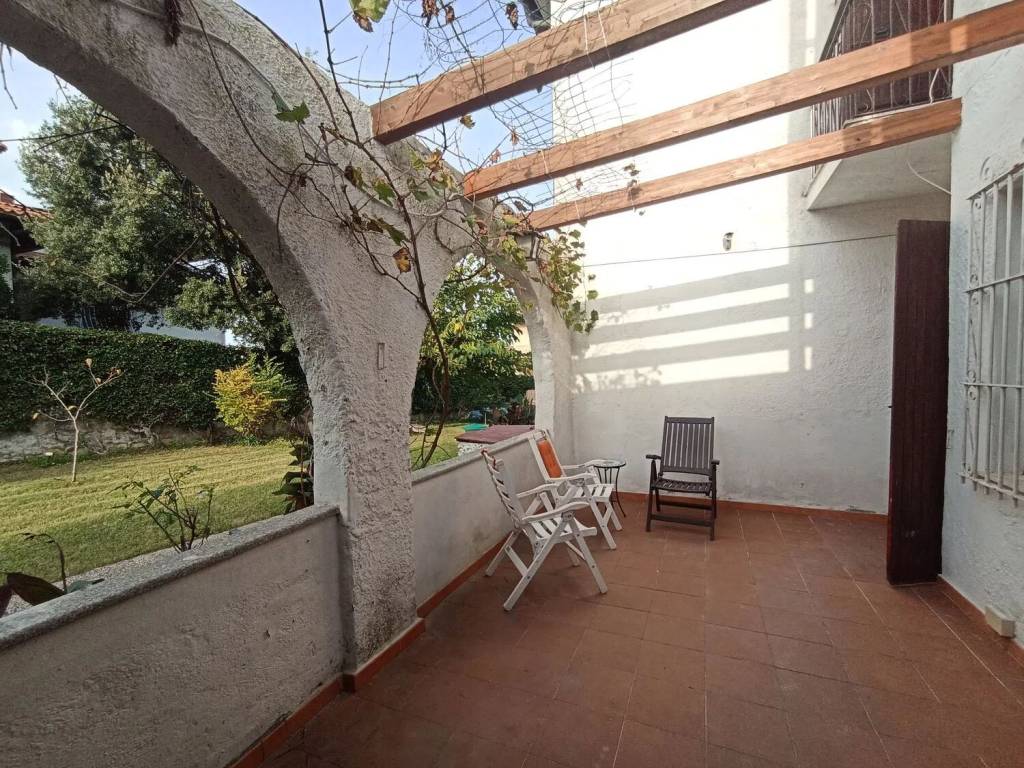 Villa a Sassari in Via Fratelli Catoni S.N.C. - Foto 3