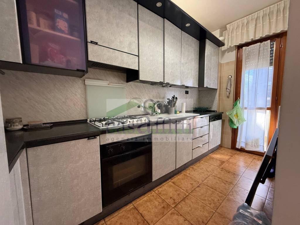 Appartamento a Chieti in Viale B. Croce - Foto 5