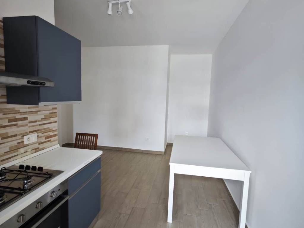 Appartamento a Capodrise in Via Eugenio Montale - Foto 2