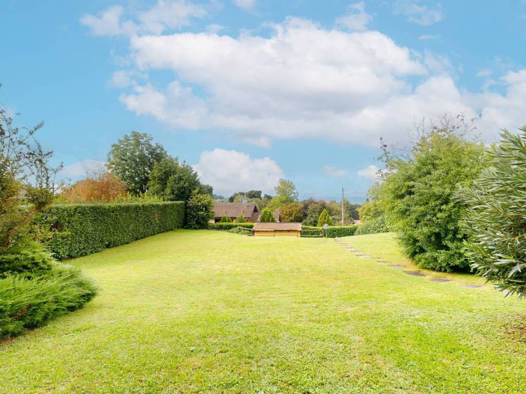 Villa a Luvinate in Via Castello, 8 - Foto 4
