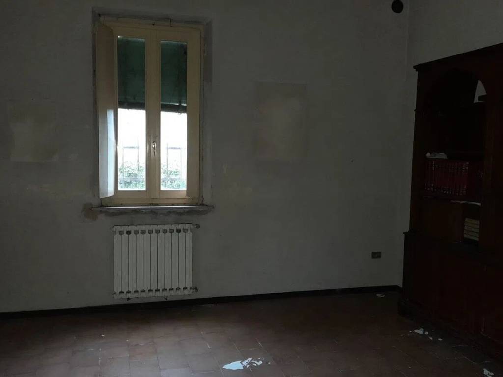 Villa a Bagnolo san vito in Via Cavour, 28 - Foto 5