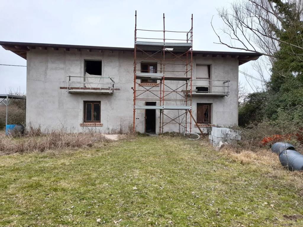 Villa a San giorgio bigarello in Strada Bigarello No Number - Foto 3