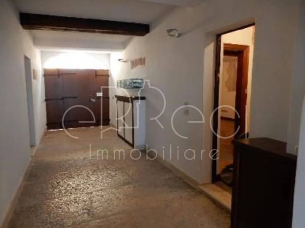 Appartamento a Mantova in Via Alessandro Cavriani - Foto 4