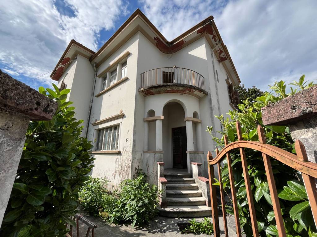 Villa a Gorizia in VIA BUONARROTI, 14 - Foto 2