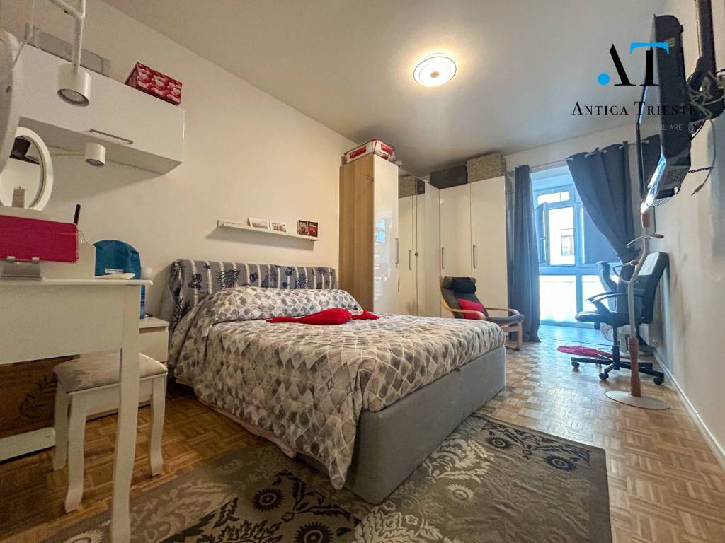 Appartamento a Trieste in Via Pier Paolo Vergerio, 7 - Foto 2