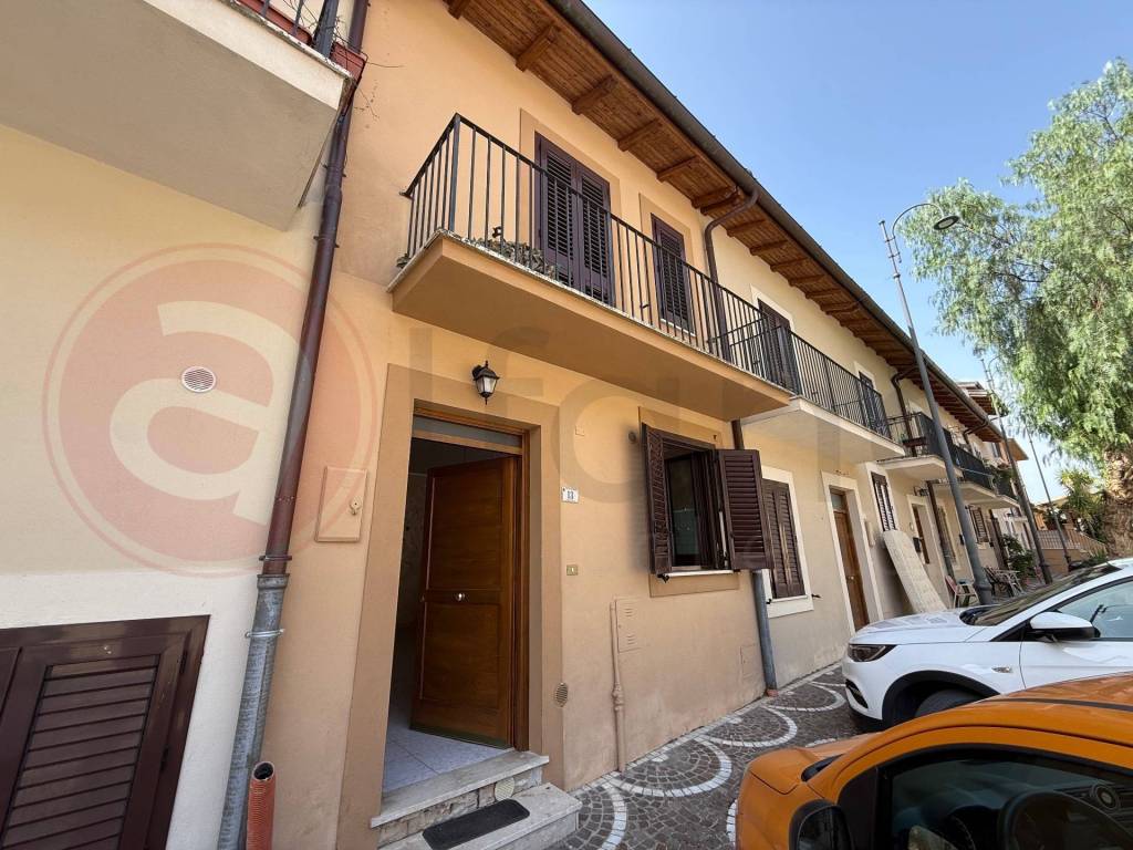 Palazzo / stabile a Colfelice in Piazza del Duca, 13 - Foto 4