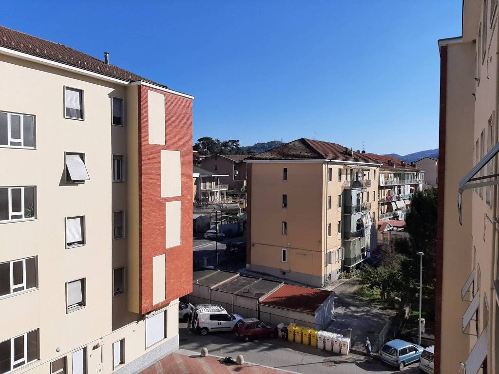 Appartamento a Acqui terme in Via Nizza, 219 - Foto 2