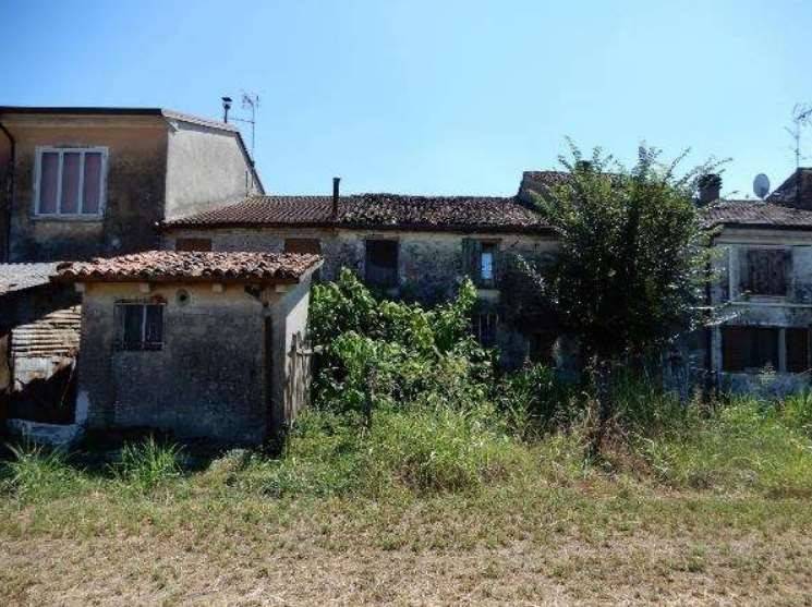 Casa indipendente a Roncoferraro in Via Randaccio - Foto 3