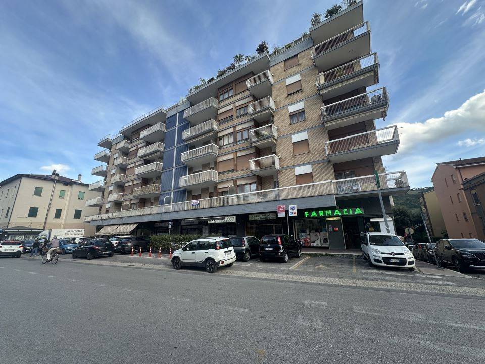 Appartamento a Teramo in Via Nicola Urbani 16 - Foto 2