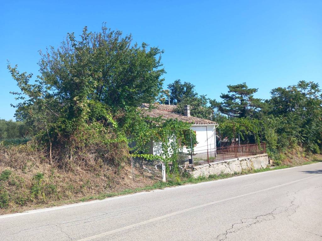 Rustico / casale a Catignano in Contrada Grotte Cappuccini - Foto 5