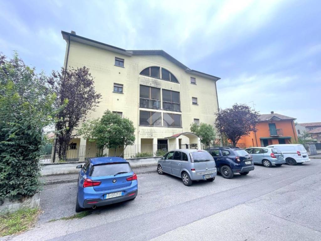 Appartamento a Cremona in Via Passirano, 32 - Foto 2