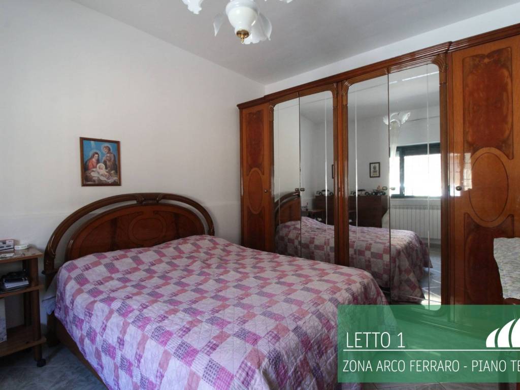 Casa indipendente a Mesagne in Via Arco Ferraro - Foto 4