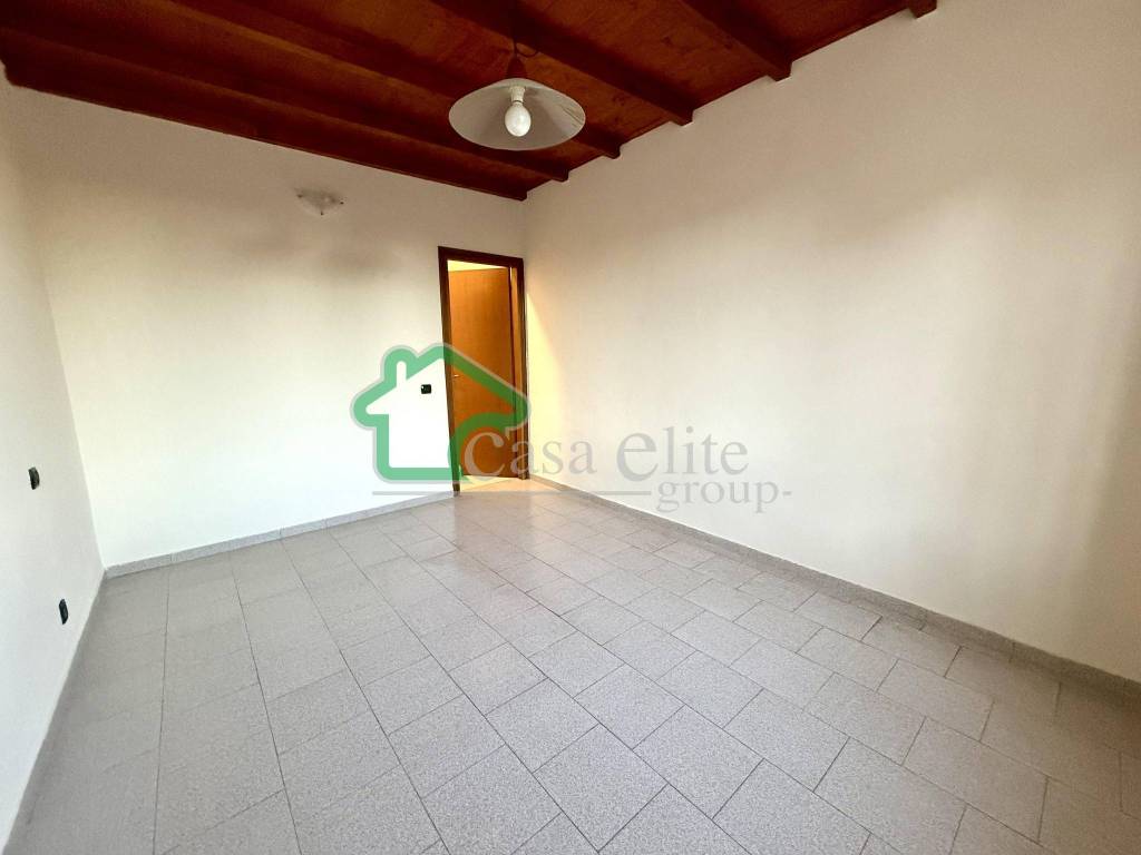 Appartamento a Lodi vecchio in Via Madre Cabrini - Foto 5