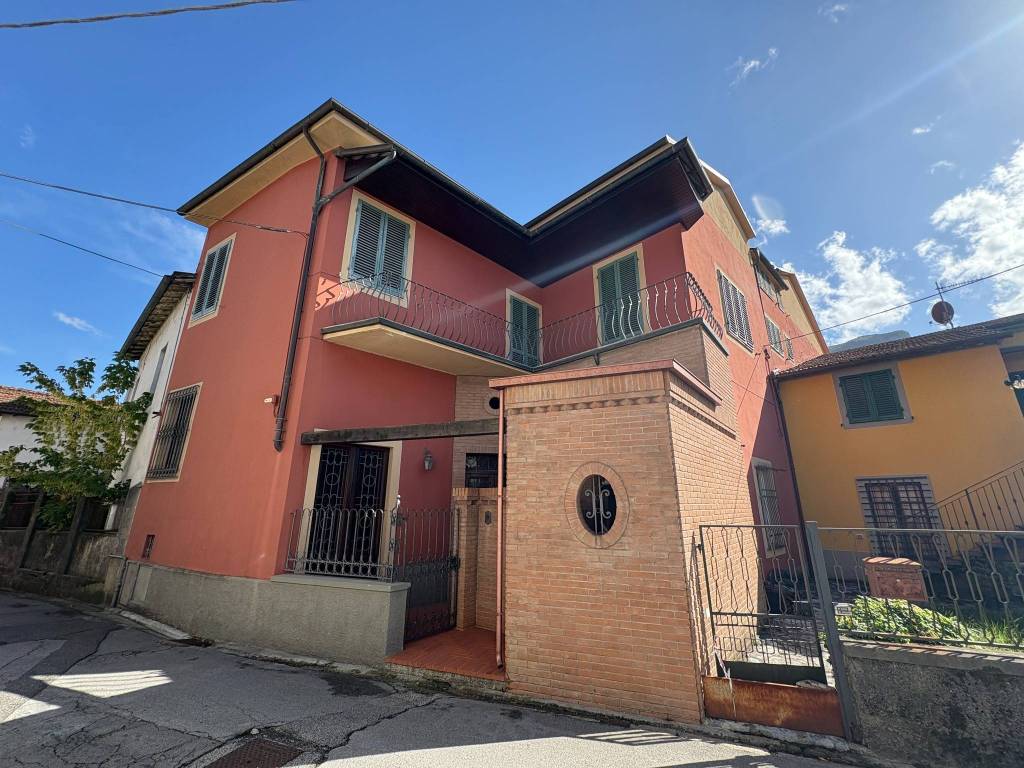 Casa indipendente a Barga in Via Traversa, 10 - Foto 4