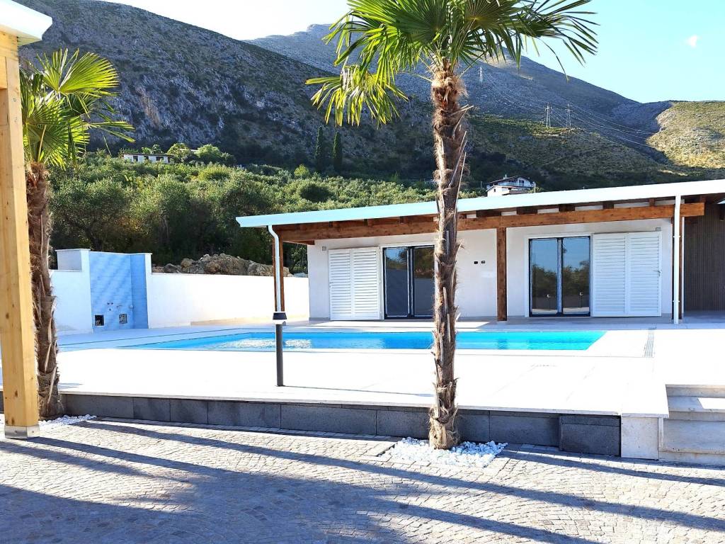 Villa a Formia in Via Pientime - Foto 2