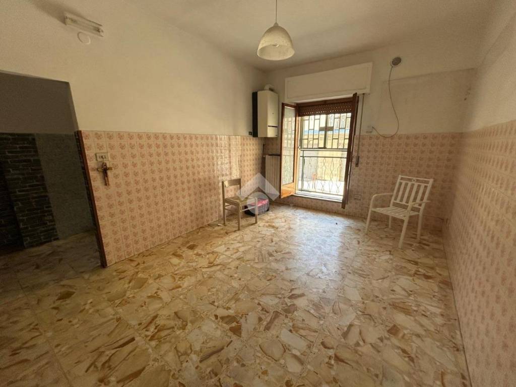 Appartamento a Barletta in Via della costituzione - Foto 2