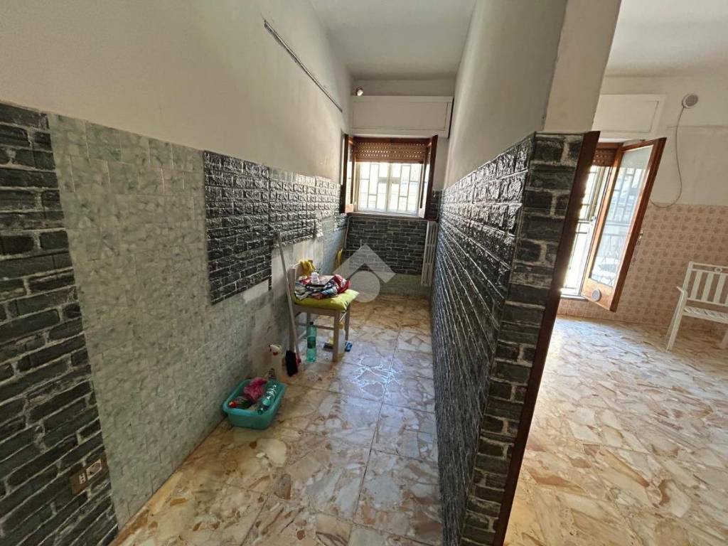 Appartamento a Barletta in Via della costituzione - Foto 4