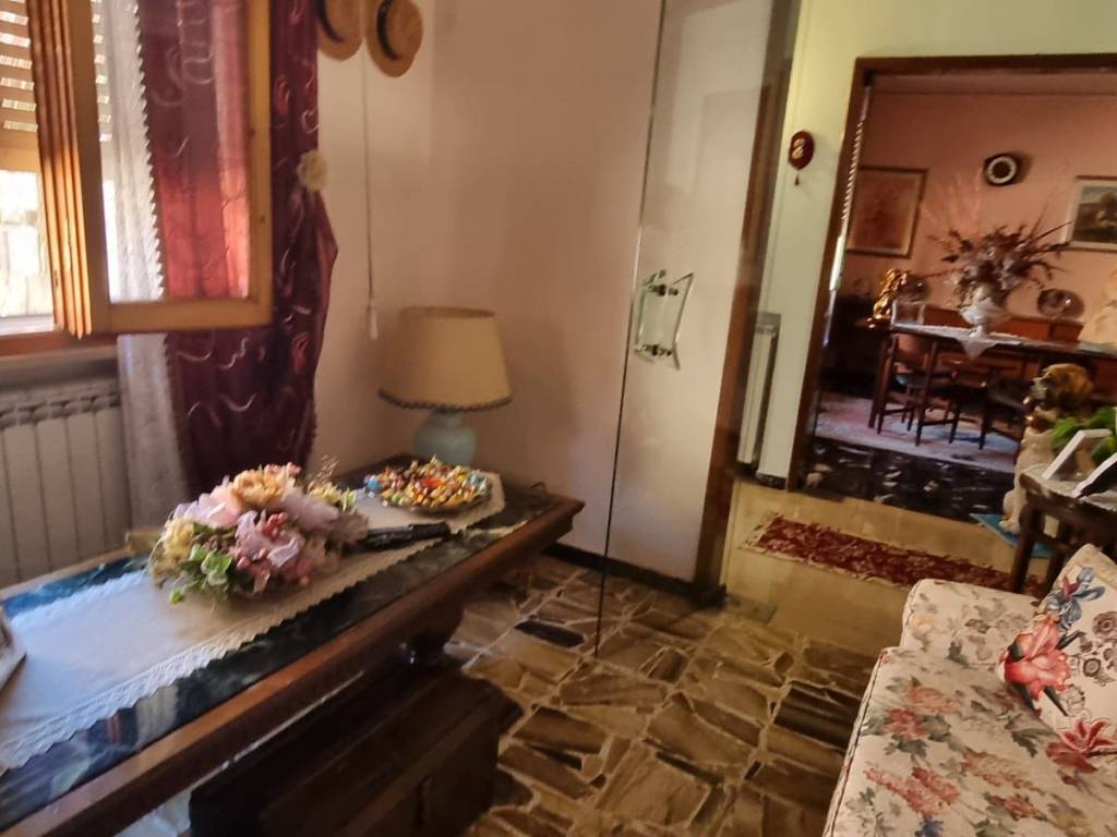 Casa indipendente a Montecatini-terme in Via Ugo Bassi - Foto 4